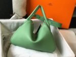 Replica Hermes Lindy 30cm bag in vert criquet shade - Image 8