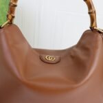 Gucci Diana Medium Shoulder Bag - Image 7