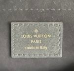 LV NEW WAVE CHAIN BAG - Image 9