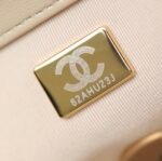 Chanel 19 - Image 9