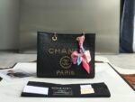 CHANEL TOTE