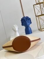 Louis Vuitton SAINT JACQUES Beach Tote - Image 6