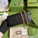 Gucci Leather clutch - Image 2