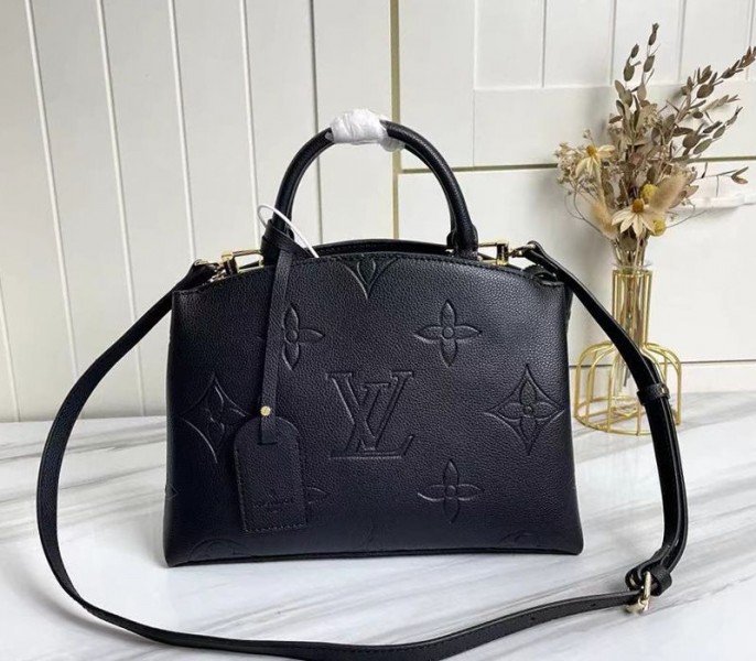 2E544854-B5B7-6D33-23A1-FDE6CBCC8DBB.jpg Louis Vuitton Monogram Empreinte Leather Petit Palais Handbag In Black - Image 1