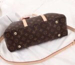 Louis Vuitton Monogram Canvas Soufflot MM Bag - Image 4