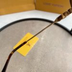 LV SUNGLASSES - Image 3