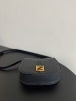 Top Quality Replica Fendi C’mon Medium Bag in Black - Image 2