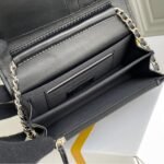 Chanel MINI WALLET ON CHAIN - Image 5