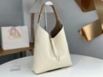 Top Quality Replica Chloe Marcie Hobo Bag in White Grained Leather - Image 8