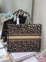 Dior Large Book Tote Bag Fake in Beige Multicolor Mizza Embroidery - Image 3