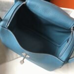 Replica Hermes Lindy 26cm bag in blue jean fabric - Image 3