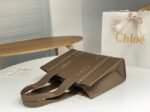 Top Quality Replica Chloe Woody Medium Tote Bag In Army Green Calfskin - Image 7