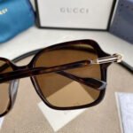 RECTANGULAR FRAME SUNGLASSES - Image 4