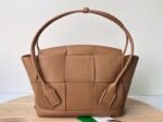 Top Quality Replica Bottega Veneta Arco Medium Bag In Caramel - Image 7
