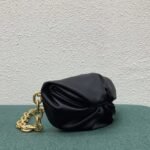 Replica Bottega Veneta The Pouch Belt Bag Black - Image 6