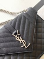 Replica Saint Laurent Envelope Medium Bag Noir - Image 5