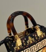 Fendi Sunshine shopper - Image 6
