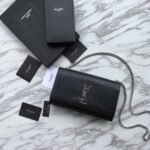 KATE MEDIUM IN GRAIN DE POUDRE EMBOSSED LEATHER - Image 3