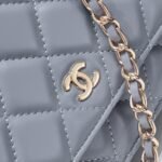 Chanel classic chain wallet - Image 4