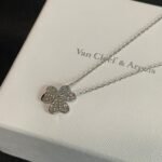 Van Cleef Vintage Alhambra Necklace - Image 8