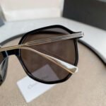 Round Sunglasses - Image 4