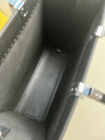 Top Quality Knockoff Fendi Sunshine Medium Tote Bag In Noir Calfskin - Image 6