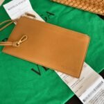 Top Quality Fake Bottega Veneta Cabat Medium Bag In Caramel Intrecciato Lambskin - Image 3