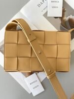 Top Quality Knockoff Bottega Veneta Cassette Bag In Almond - Image 5