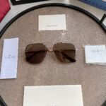 GUCCI SUNGLASSES