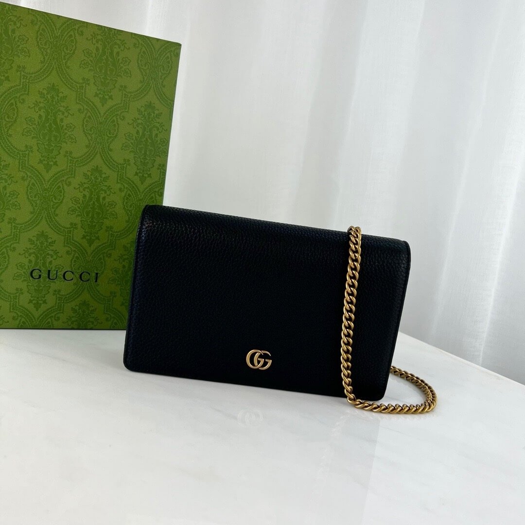 394F8153-1B15-89E8-45F3-DE53934975E4.jpg GG Marmont chain wallet - Image 1