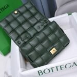 Top Quality Replica Bottega Veneta Chain Cassette Bag In Raintree - Image 4