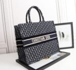 BOOK TOTE - Image 2