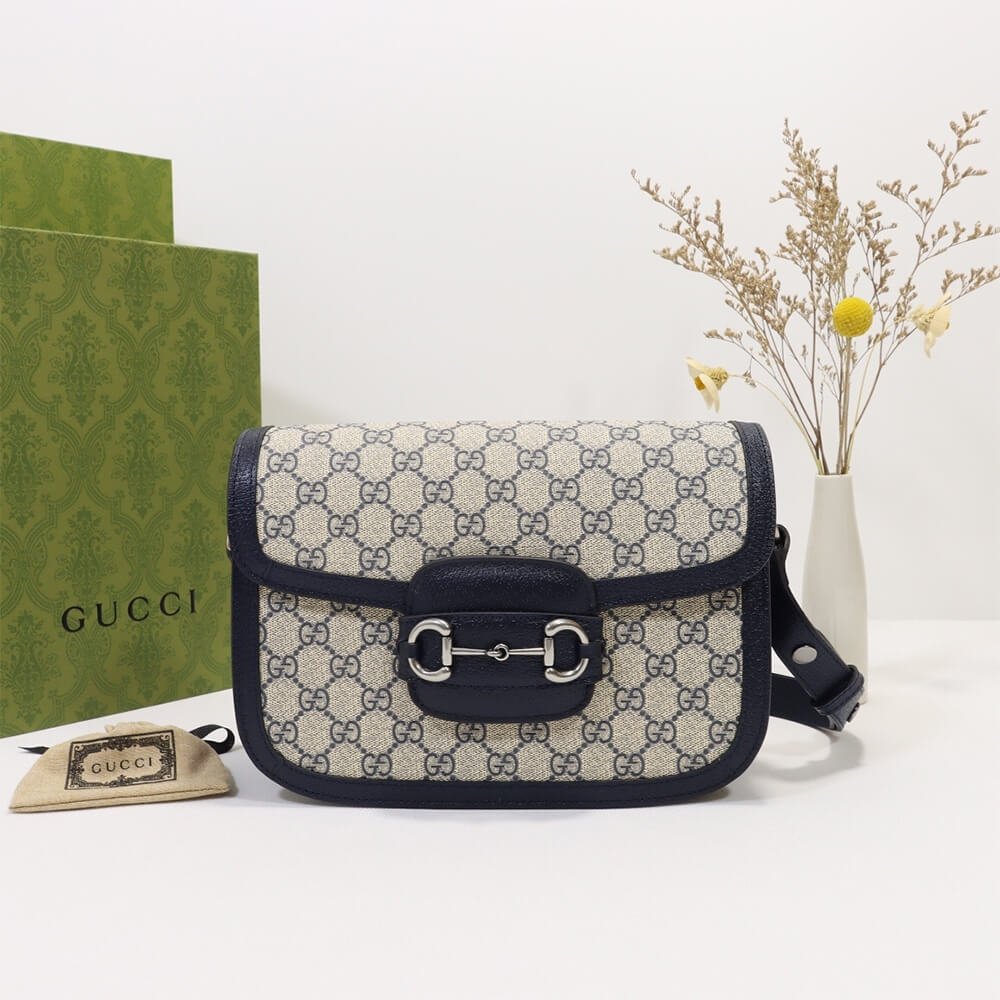 3B65820A-7CBF-B1C0-84F8-AA36837327FB.jpg GUCCI HORSEBIT 1955 SHOULDER BAG - Image 1