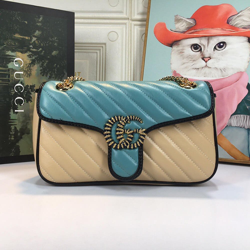 3C095991-675C-D47A-B345-9C07AB50A709.jpg GG Marmont small matelasse shoulder bag - Image 1