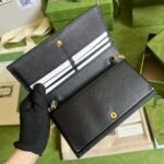 Gucci Leather clutch - Image 3