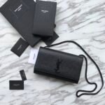 KATE MEDIUM IN GRAIN DE POUDRE EMBOSSED LEATHER - Image 2