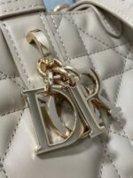 Dior Toujours Medium Bag Knockoff in Beige Macrocannage Calfskin - Image 5