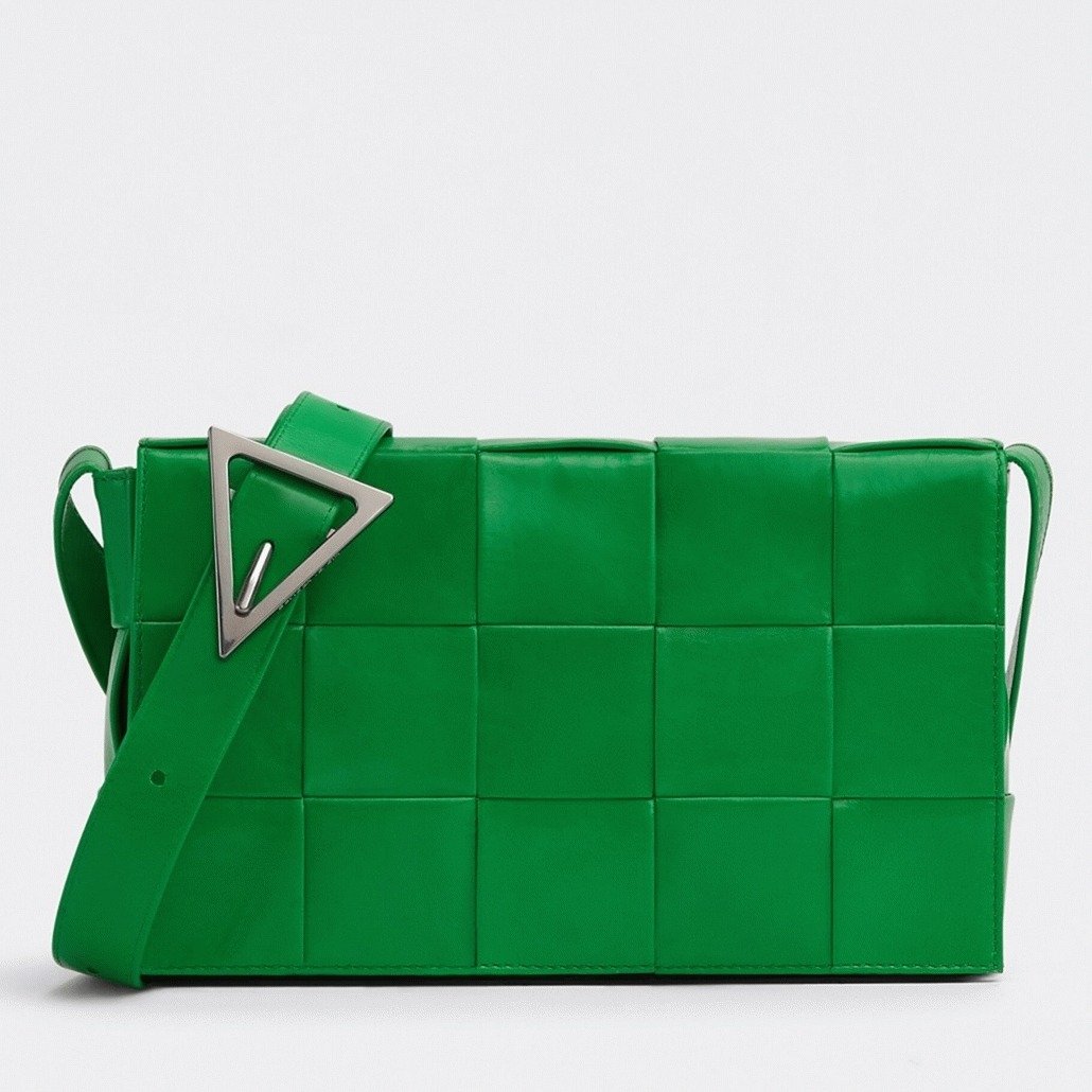 40A5AA4C-F605-6B32-24C7-28C8AD631357.jpg Top Quality Fake Bottega Veneta Cassette Bag In Parakeet - Image 1