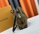 Monogram Reverse Canvas Noe Trunk PM - Image 3