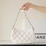 Chanel hobo bag - Image 7