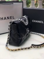 Chanel 19 medium - Image 2