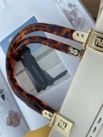 Top Quality Fake Fendi Sunshine Large Tote Bag In White Calfskin - Image 6