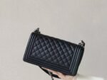 BOY CHANEL SHOULDER BAG Cow Leather - Image 2