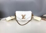 LOUIS VUITTON NEW WAVE MULTI-POCHETTE