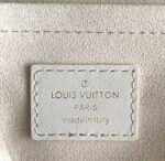 LV NEW WAVE CHAIN BAG - Image 9