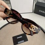 Vintage chanel sunglasses - Image 5