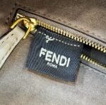 Fendi Chain Shoulder Bag - Image 4