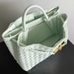 Fake Bottega Veneta Andiamo Medium Bag Glacier - Image 10