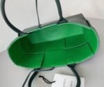 Fake Bottega Veneta Arco Medium Tote Green - Image 3