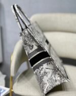 Dior Large Book Tote Bag Replica in Blue Toile de Jouy Flowers Embroidery - Image 5